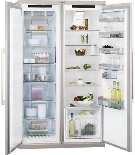 Aktuální AEG S95400XNM0 - Side-by-side- skladem na prodejně, ihned k expedici